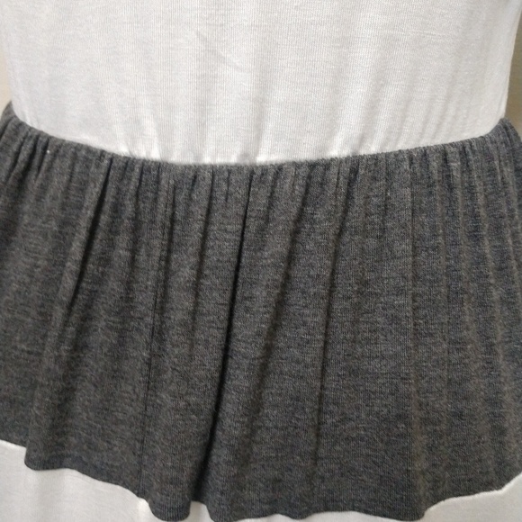 💥CLEARANCE Charcoal Stripe 3/4 Sleeve Midi Dress - Picture 6 of 8